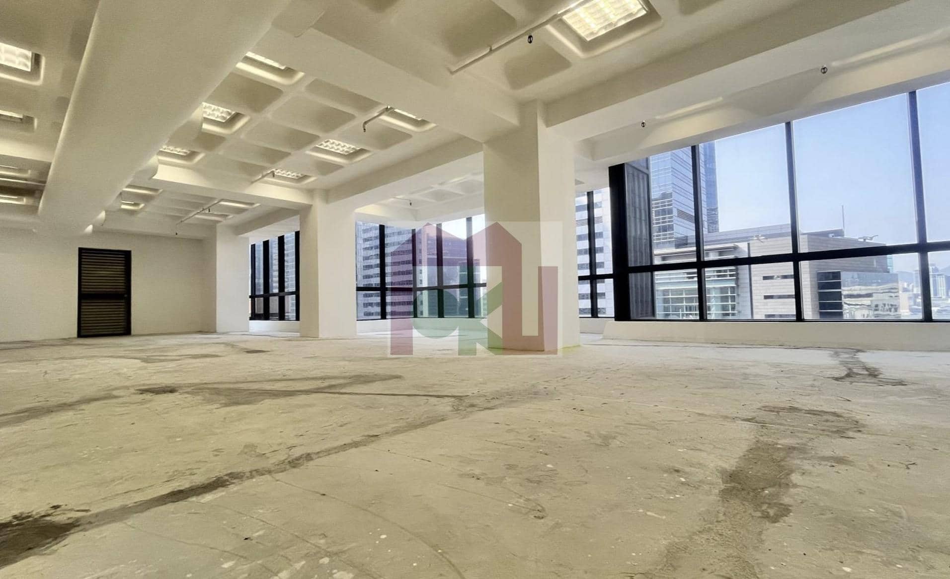 China Hong Kong Towerのブル或物件の写真